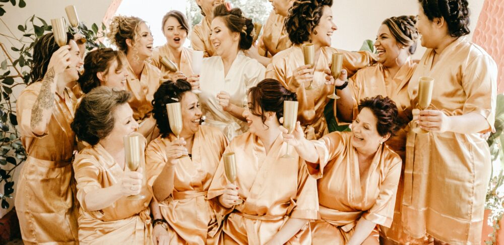 Guide to Planning the Perfect Photoshoot with your #BrideSquad
